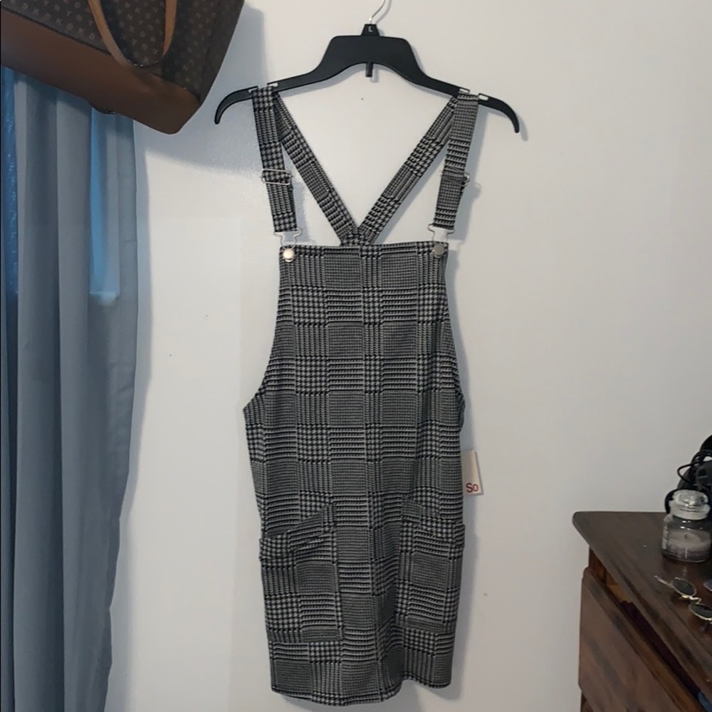 i never wear this dress